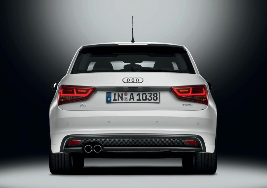  Audi A1 TFSI S-Line 2010 года  (фото 4 из 30)